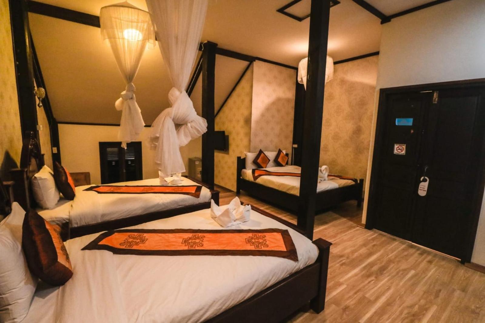 Ananta Hotel Luangprabang Exterior photo