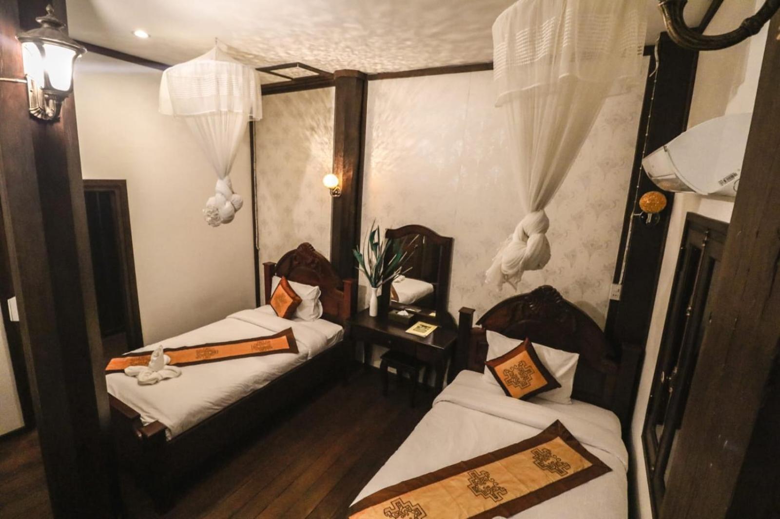 Ananta Hotel Luangprabang Exterior photo